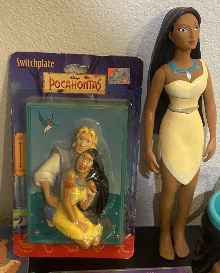 Лот 13 Винтажный Disney Pocahontas чашка, Goody Scrunchie фигурка ожерелья книга CD ROM - Изображение 3 из 4