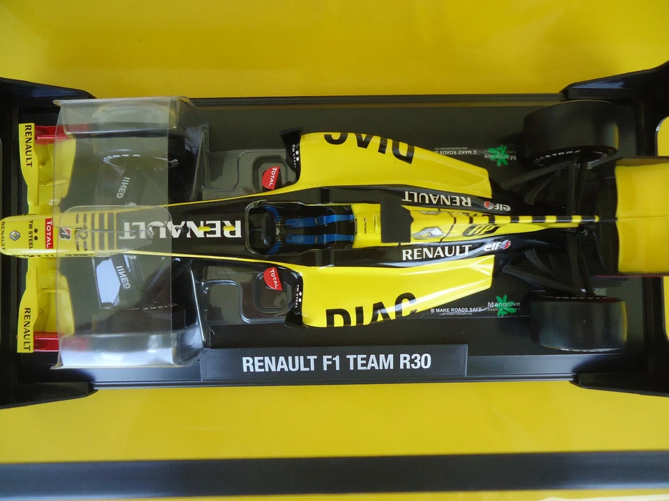 Norev 1:18 Renault F1 Team R30 2010 V.Petrov OVP 185121 - Bild 2 von 4