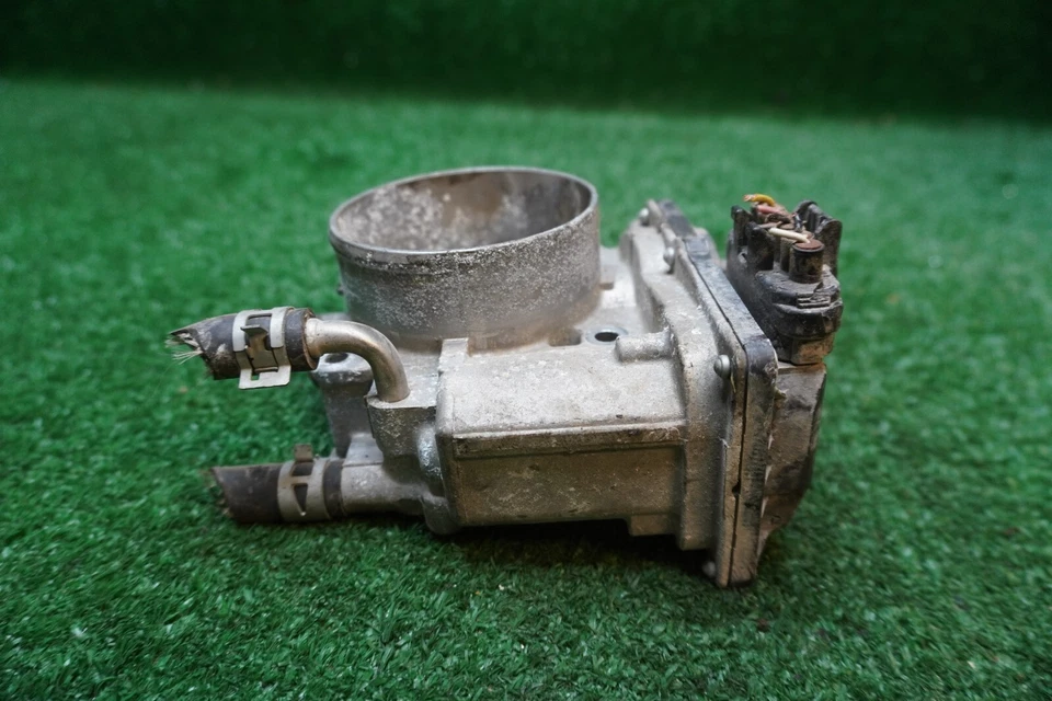 Toyota Sienna 2015 3,5 L carrocería del acelerador OEM 220300P050 Foto 3 de 4