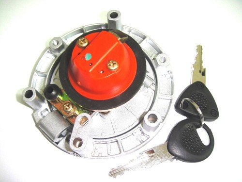 TAPPO SERBATOIO CARBURANTE M9104 APRILIA 650 Pegaso 2001 2002 2003 2004 IE - Foto 4 di 4