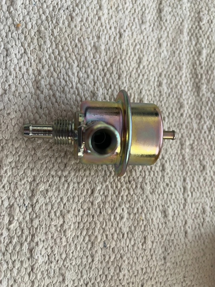 Nuevo NOS Bosch Ford Sierra Granada Fiat Citroen Regulador de Presión de Combustible Foto 4 de 4