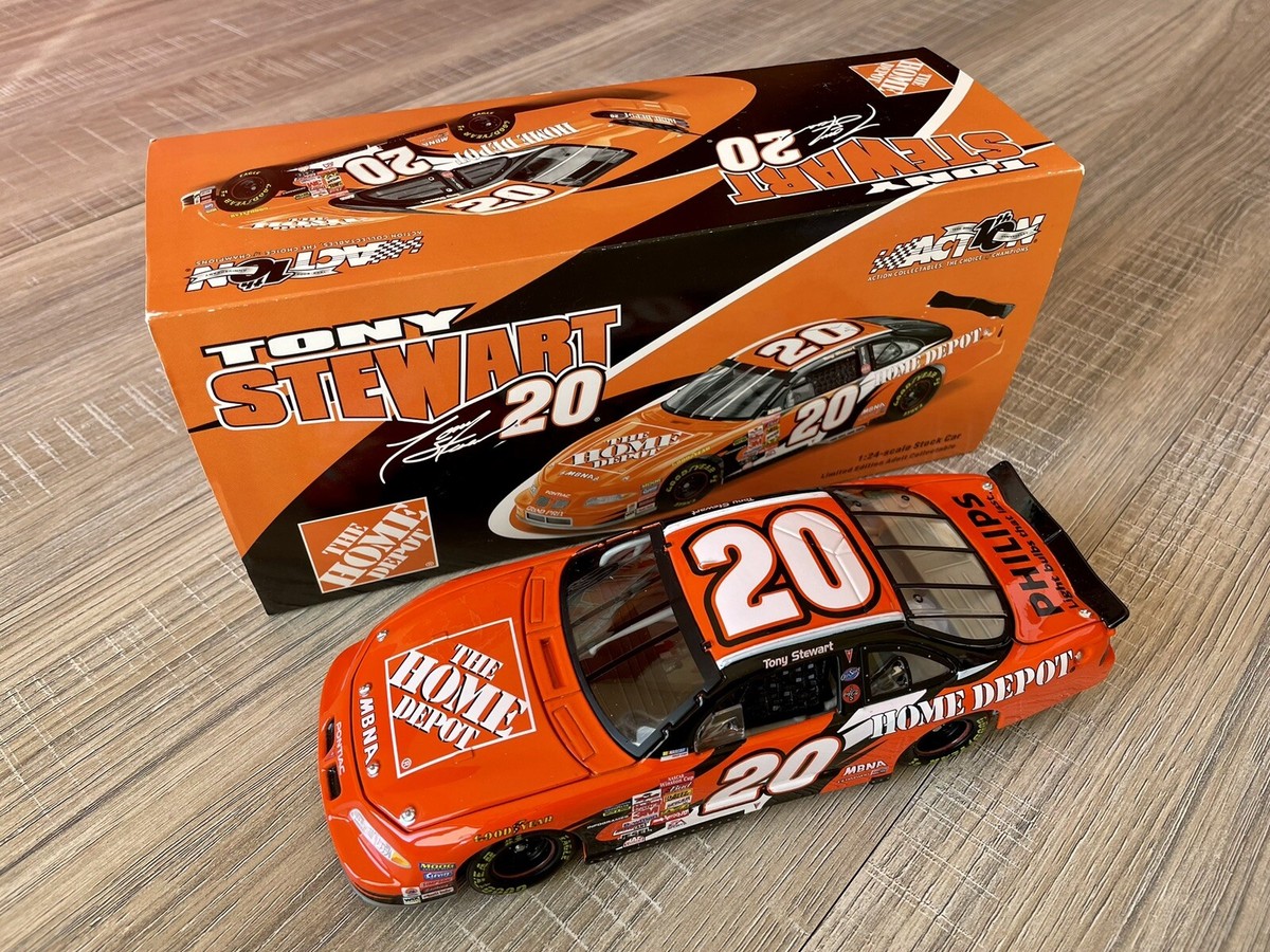 Tony Stewart 2002 Championship Diecast Car TONY STEWART 2002 HOME