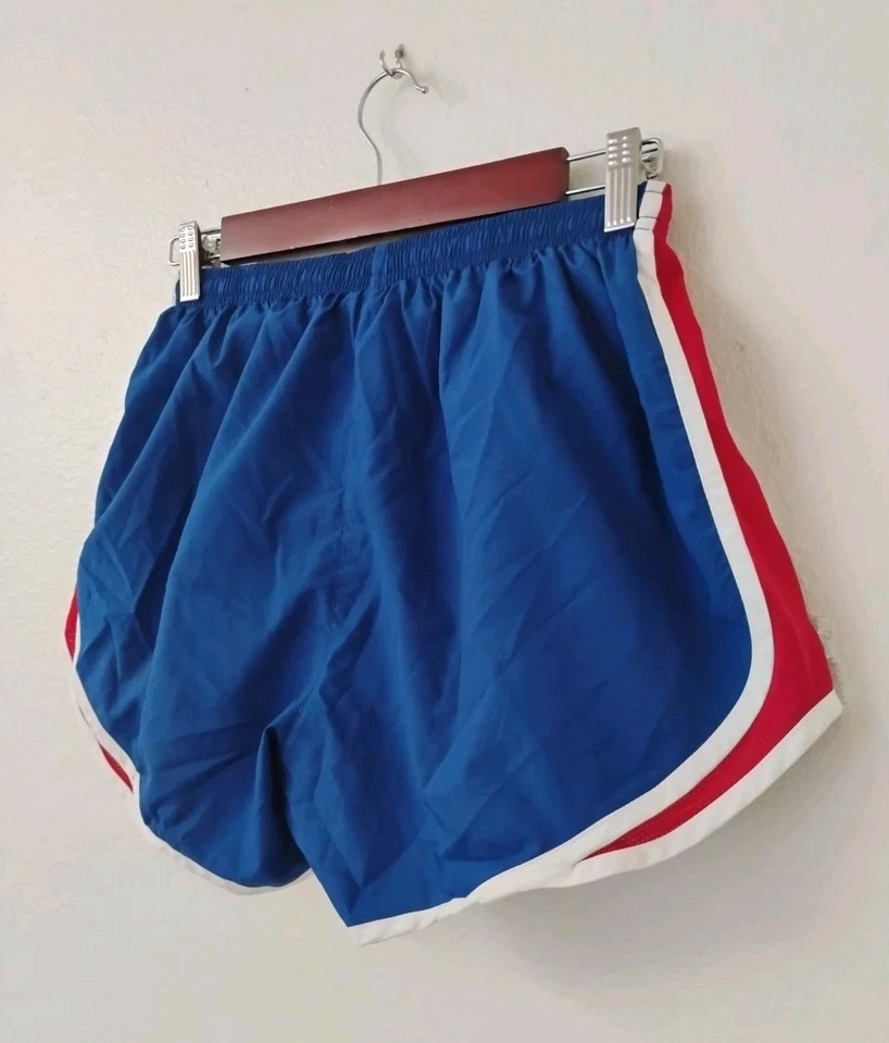 Pantalones cortos forrados de la NFL Nike Dri Fit de los New York Giants para mujer Foto 4 de 4