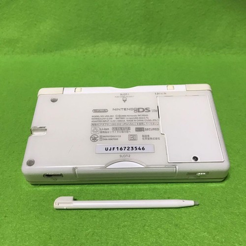 Nintendo DS Lite Final Fantasy XII Revenant Wings Sky Pirates Edition Tested - Picture 3 of 14