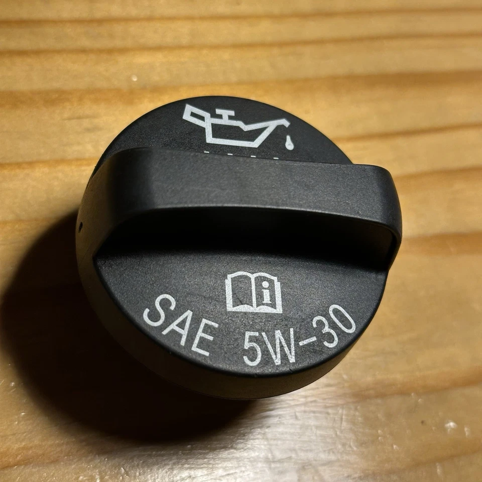 2006 Saturn Ion 2.4L OEM Engine Oil Filler Cap ACDelco SAE 5W-30 GM 12589430 - Image 2 of 4