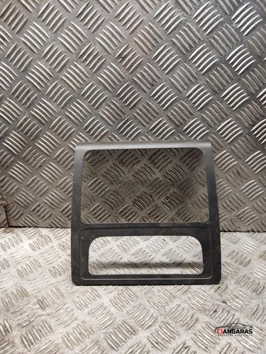 VW CADDY III Variant 2KB, 2KJ, 2CB, 2CJ Musik-Player Verkleidung 33073090