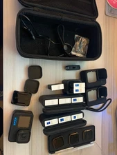 gopro hero 11 black + alot of accesories, 9 batteries
