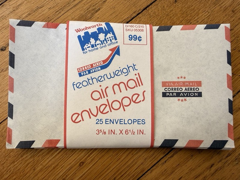 Vintage Woolworth Featherweight Air Mail 22 Count Envelopes 3 5/8" x 6 1/2" NOS
