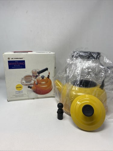 Vintage Le Creuset 1.8 QT The Whistling Kettle Dijon (Yellow) NEW OLD STOCK