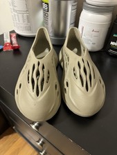 Yeezy Foam Runner Sand Slip-On Clogs