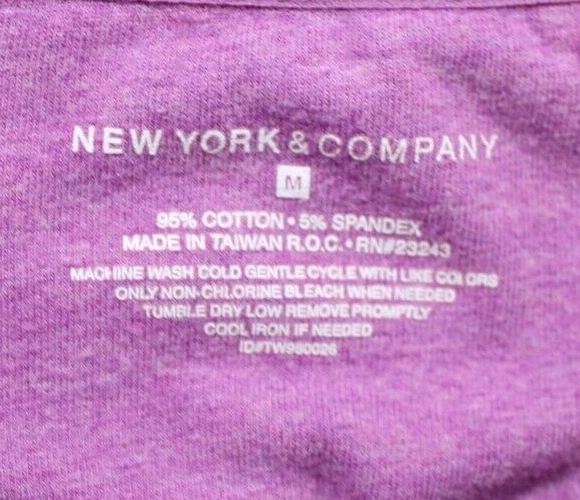 Regata feminina New York & Company tamanho médio roxa gola redonda sem mangas - Imagem 3 de 4