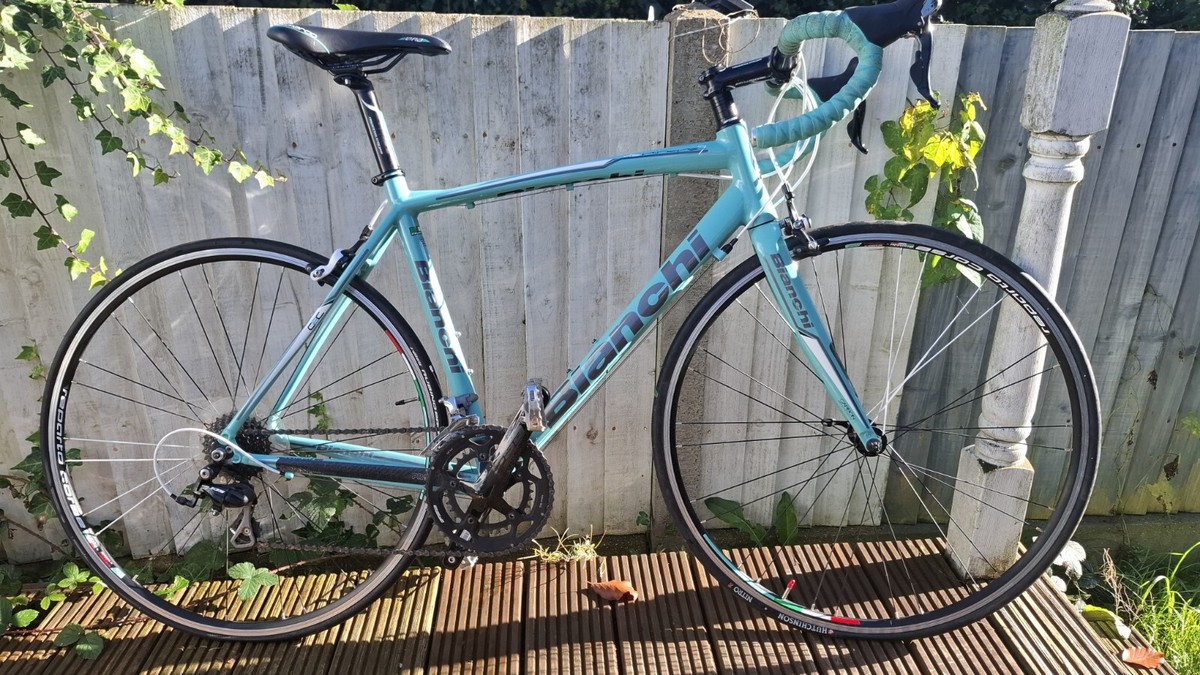 Bianchi Via Nirone 7 55CM Road Bike used but in great condition