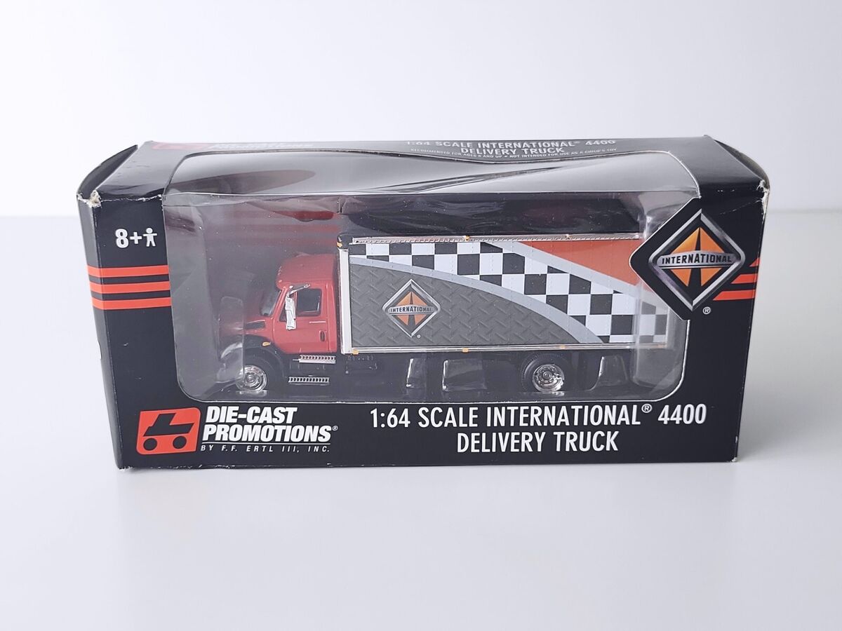 DCP Die-Cast Promotions - International 4400 Delivery Truck - 1:64
