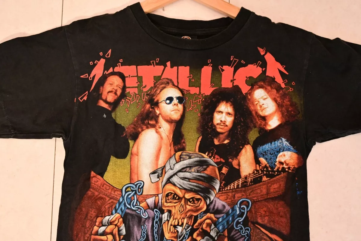 Vintage METALLICA band T-shirt Size M rock eagle