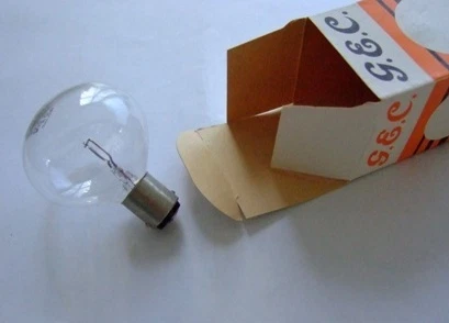 12 volt 60 watt SBC Spot light bulb Austin Riley MG Wolseley Rover large bulb - Image 3 of 3