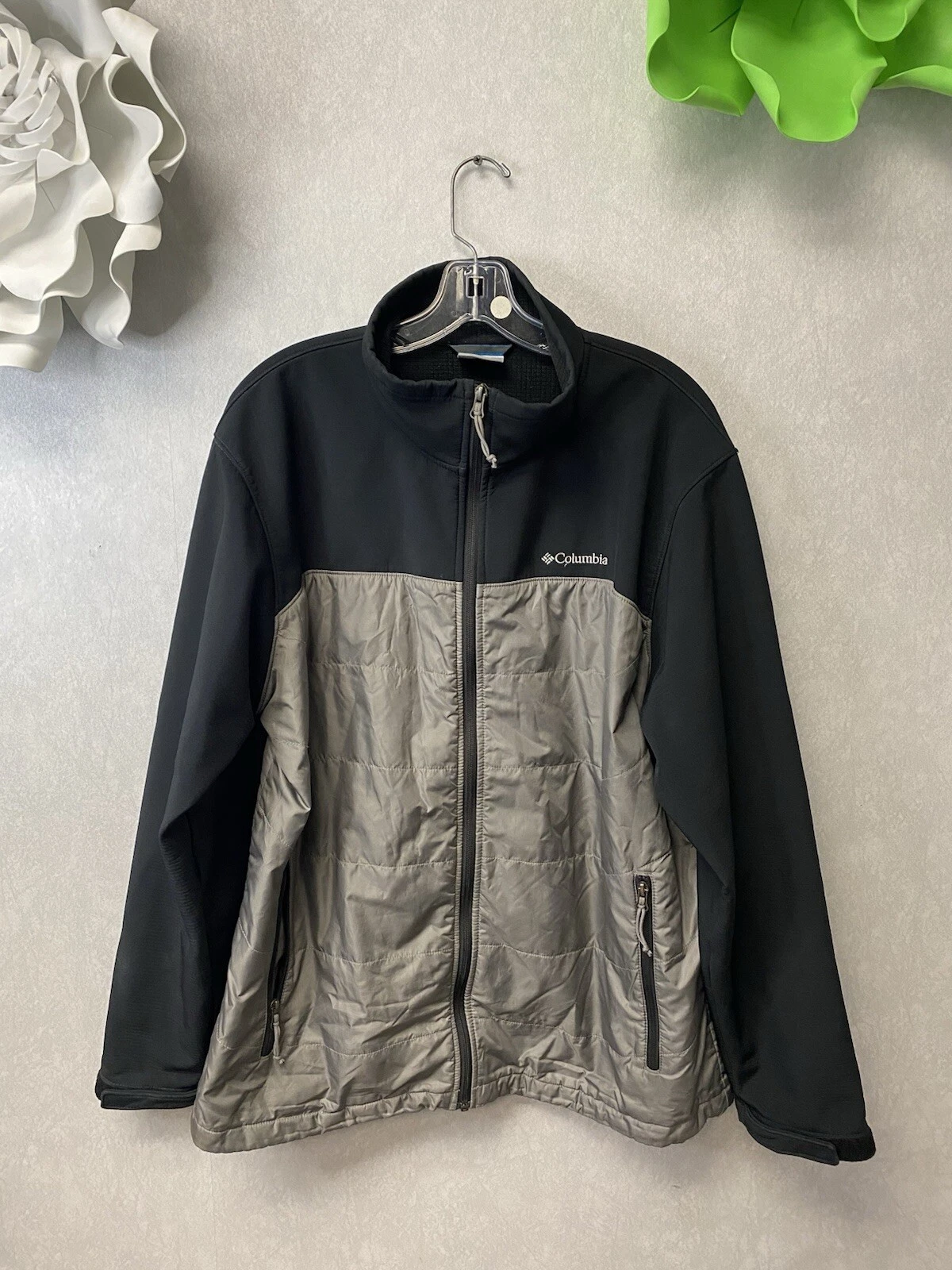 Men's Columbia Barlow Pass Softshell Hybrid Jacket Black & Gray Sportswear Sz L
