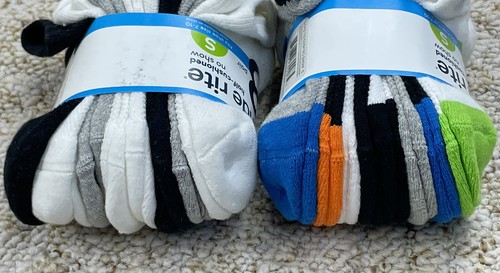 Stride Rite Boys Cotton No Show Multi color Socks 16 Pair SMALL 7-10 - Picture 7 of 19