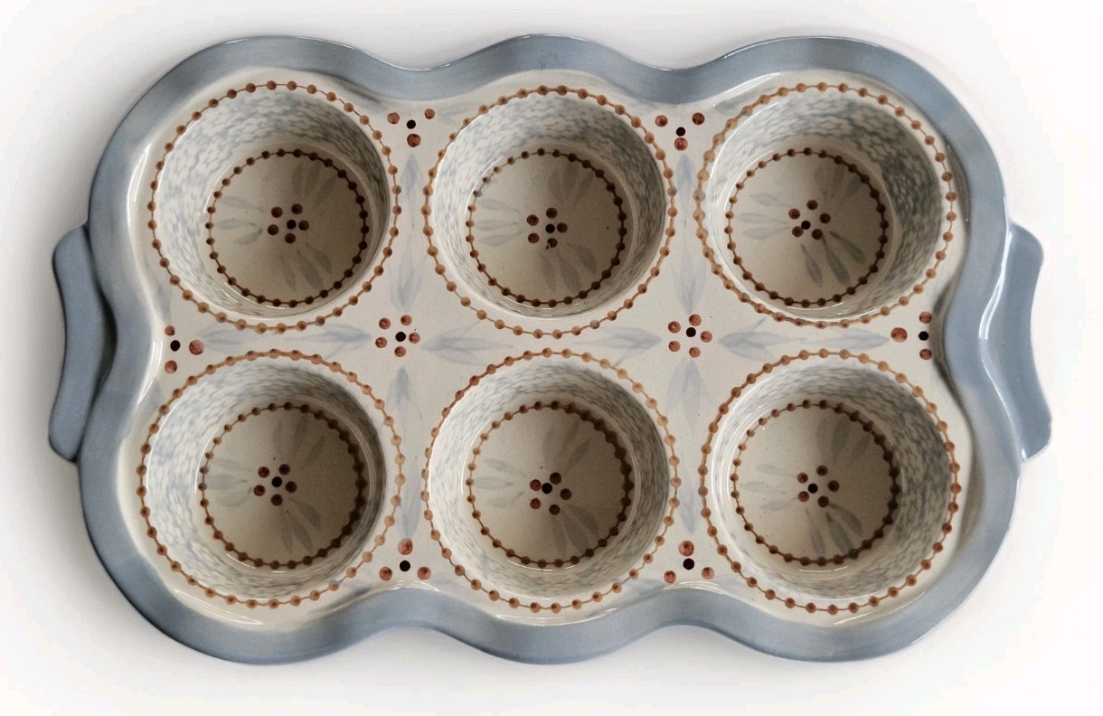 Temp-tations Ceramic Oven-to-Table Muffin Tray