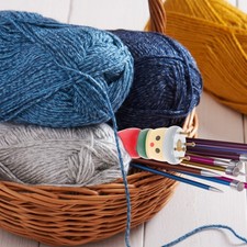 Wooden Wool Knitter Yarn Craft Sewing Tool Knitting Doll With Needle