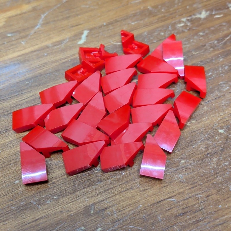 Lego Red Wedge 2 x 1 x 2/3 Right - Qty 27