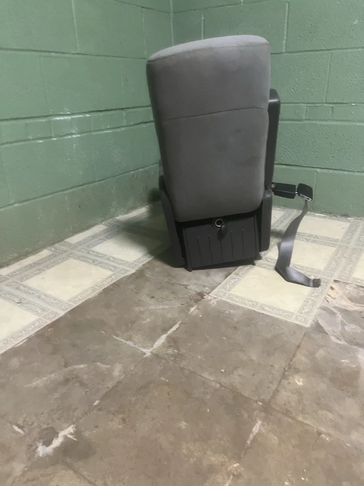 Banco de asiento delantero central Ford F150 2004-2010 gris AE 938740 Foto 2 de 4