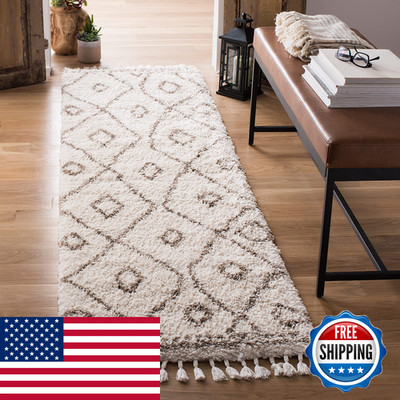 Safavieh Moroccan Fringe Shag Collection Runner Rug - 22 X 8 Ivory Beige Boho