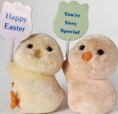 Vintage Flocked Chick Pair w Signs Happy Easter 1980s Taiwan