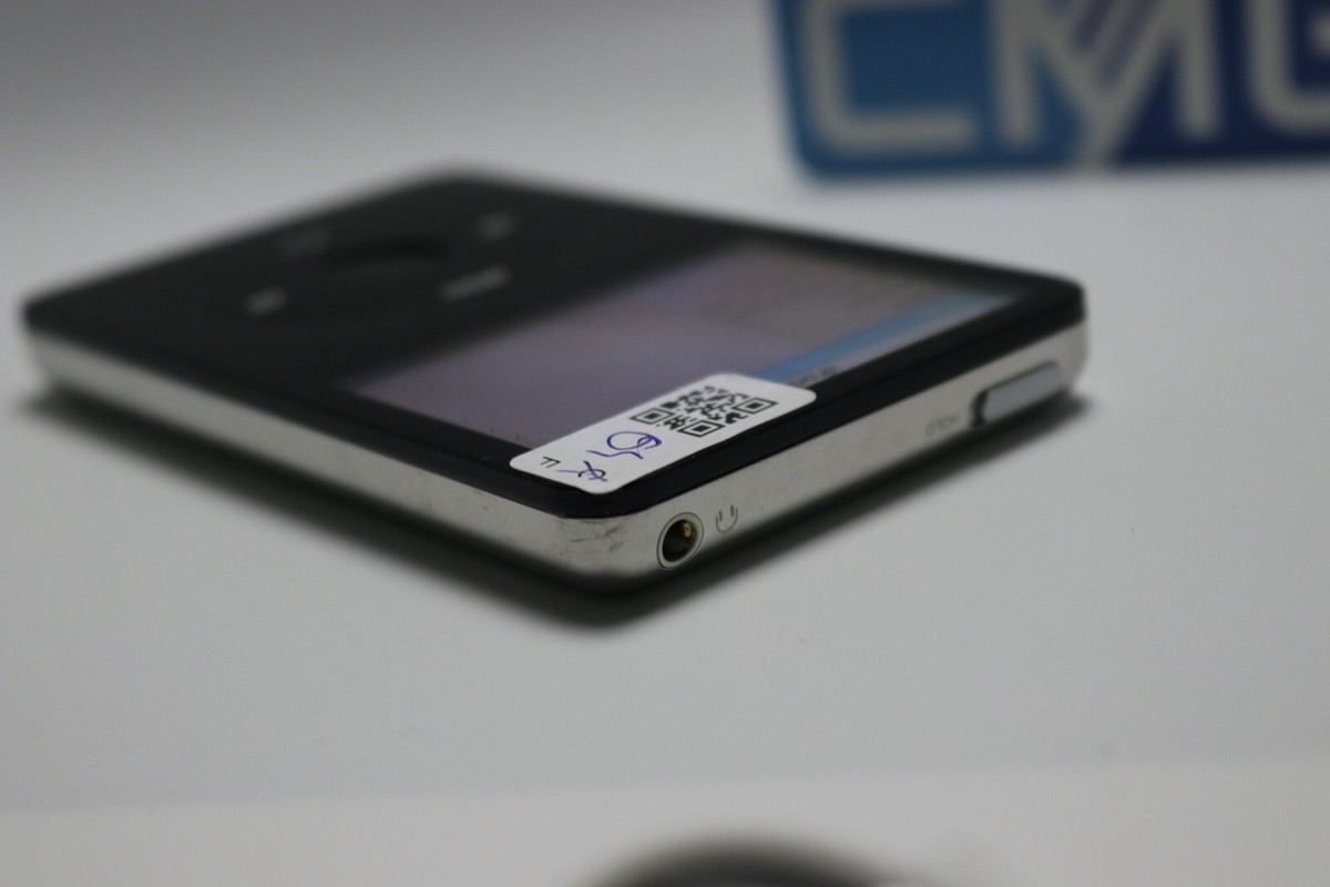 iPod 30GB ミュージックプレイヤー アップル 0425-S5889h iPod 30GB ミュージックプレイヤー アップル 0425-S5889h Amazon