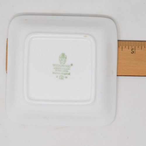 Wedgwood England piccolo piatto quadrato 4034 piatto portagioie osso metallizzato Cina vintage - Foto 4 di 6