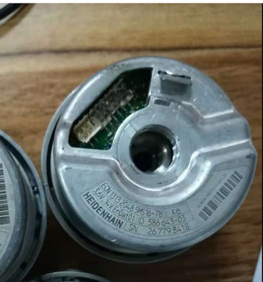 1Pc Used HEIDENHAIN encoder ECN131320485MS16-78 ID :586643-03