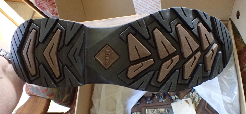 MUCK SUMMIT LACE 10" HUNTING BOOTS 800 GRAM REALTREE EDGE SIZE 12 NEW IN BOX - Image 4 of 4