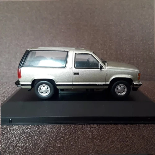 IXO Chevrolet Silverado 1996 1:43 Auto A Escala Diecast Cch Car Toys Model - Picture 4 of 6