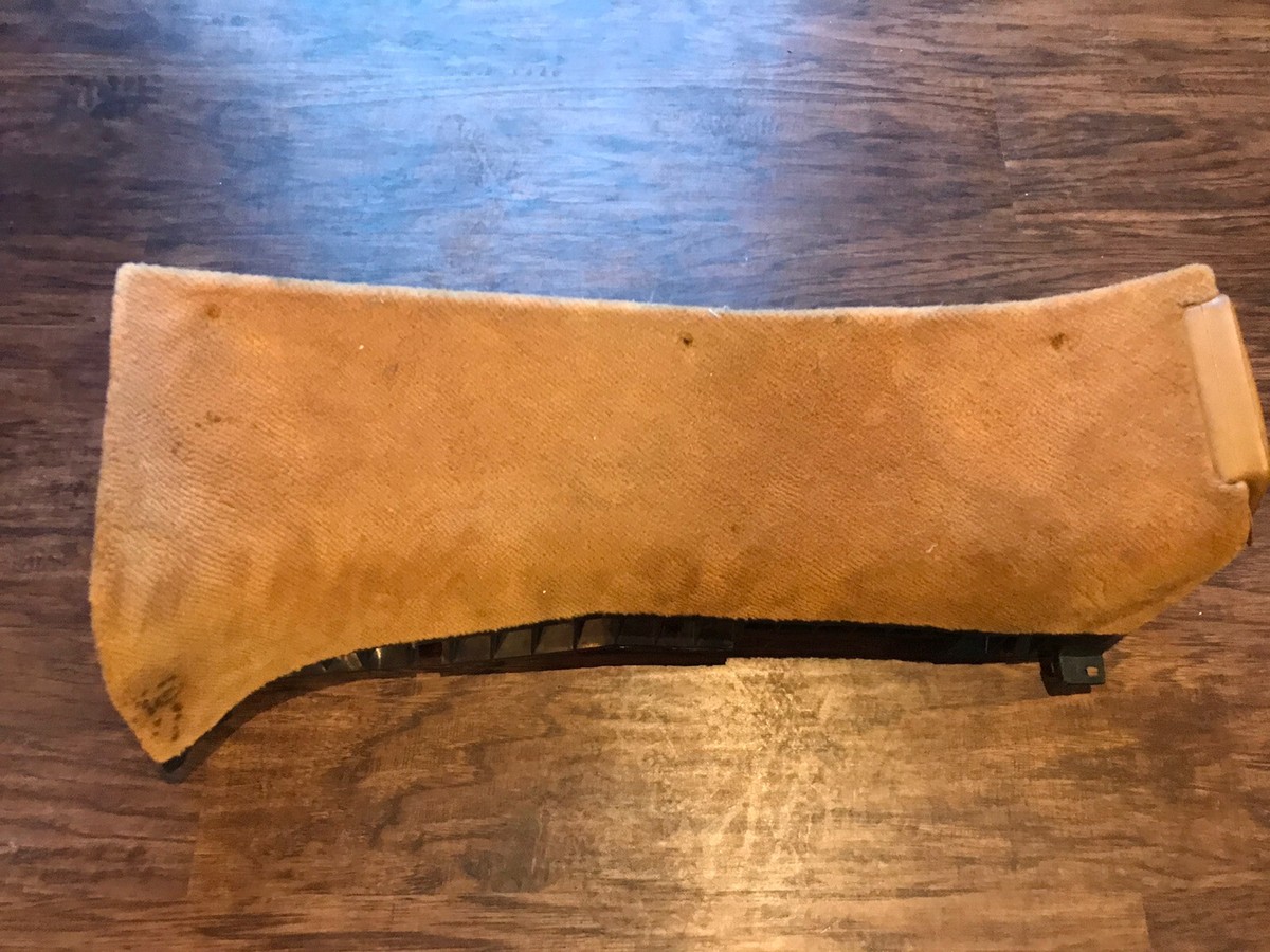 1268304844 DATE A/C KNEE GLOVE W126 300SE 300SDL 420SEL 1268304844 DATE A/C KNEE GLOVE W126 300SE 300SDL 420SEL