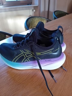ASICS Nimbus 25 Donna Laufschuhe Schwarz Gelb Gr.39 5