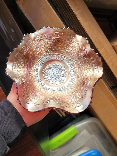 Sweet Cherry Red Fenton Carnival Glass Leaf Chain Ruffled 7" Bowl