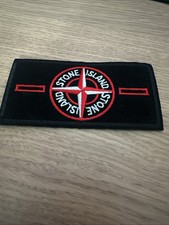 Stone Island badge  2 buttons , sent by royal mail 48