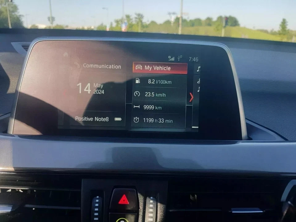 Originaldisplay BMW X1 Serie (F48) Baujahr 2018 Ersatzteilnummer 193304-10, - Bild 3 von 4