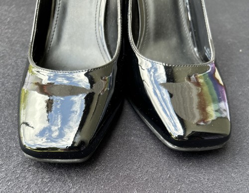 MARC FISHER Slingbacks neri in ecopelle verniciata taglia 9,5M nuovi senza etichette - Foto 10 di 13
