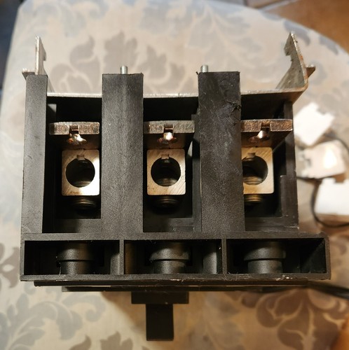 ABB SP-9954 3 Pole 300 Amp 600VAC Type JS Circuit Breaker w/ Aux and Shunt - Picture 8 of 12