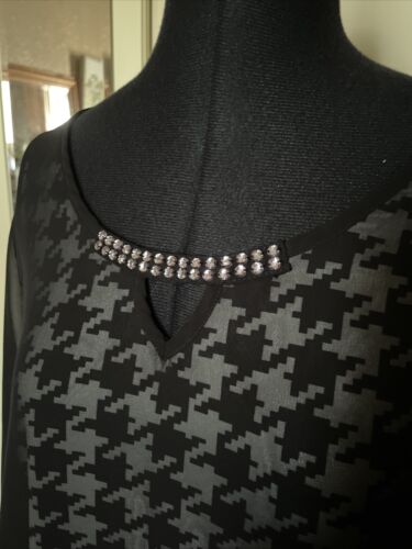 DORIS STREICH Black Houndstooth Chiffon Overlay Dip Hem Ladies Tunic Size 10 NEW - Picture 5 of 14