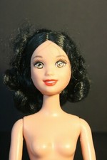 Tienda DISNEY - Blancanieves - Muñeca 11" - Desnuda - Pelo Negro
