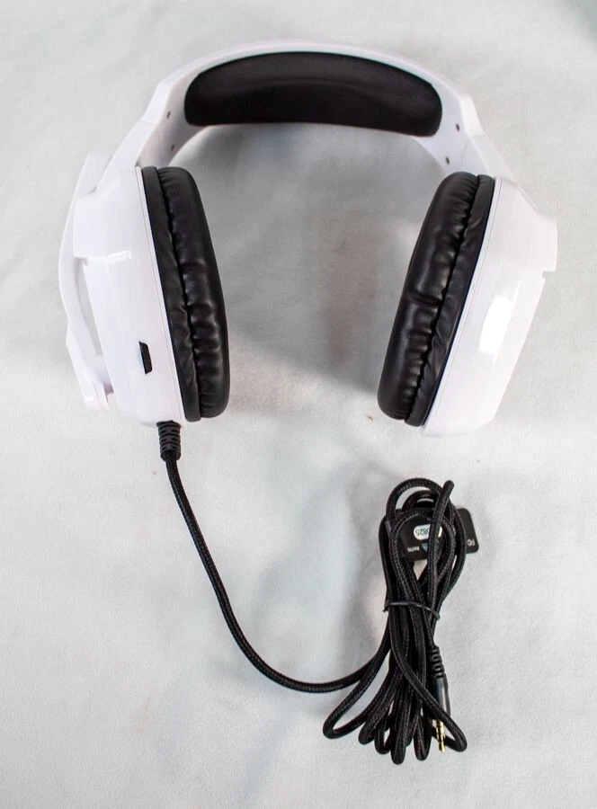 Nyko Accessory Pak for PlayStation 5 | Charge Base | Headset | Controller Cover - Image 3 of 4