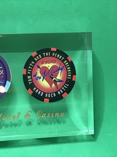 Set Of 4 Hard Rock Casino Chips In Polyurethane RARE Tom Petty $100 Jimi Hendrix - Picture 5 of 11