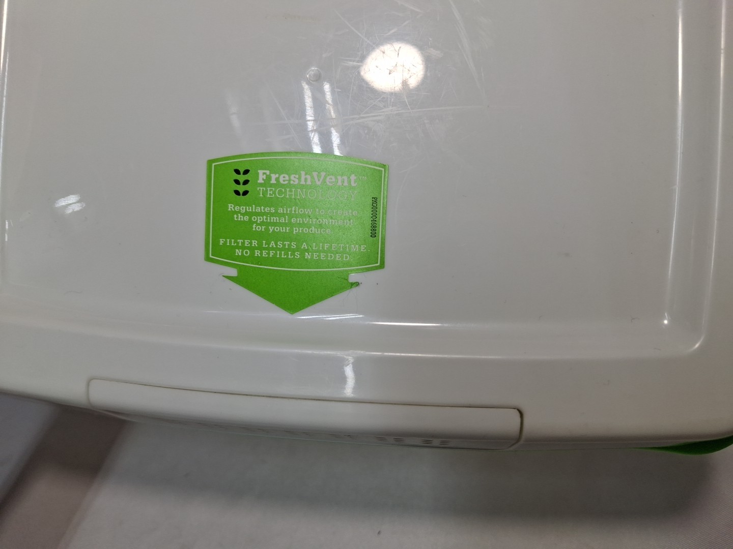 Rubbermaid FreshWorks Produce Saver Fresh Vent Large 17.3 Cups 4.1 L