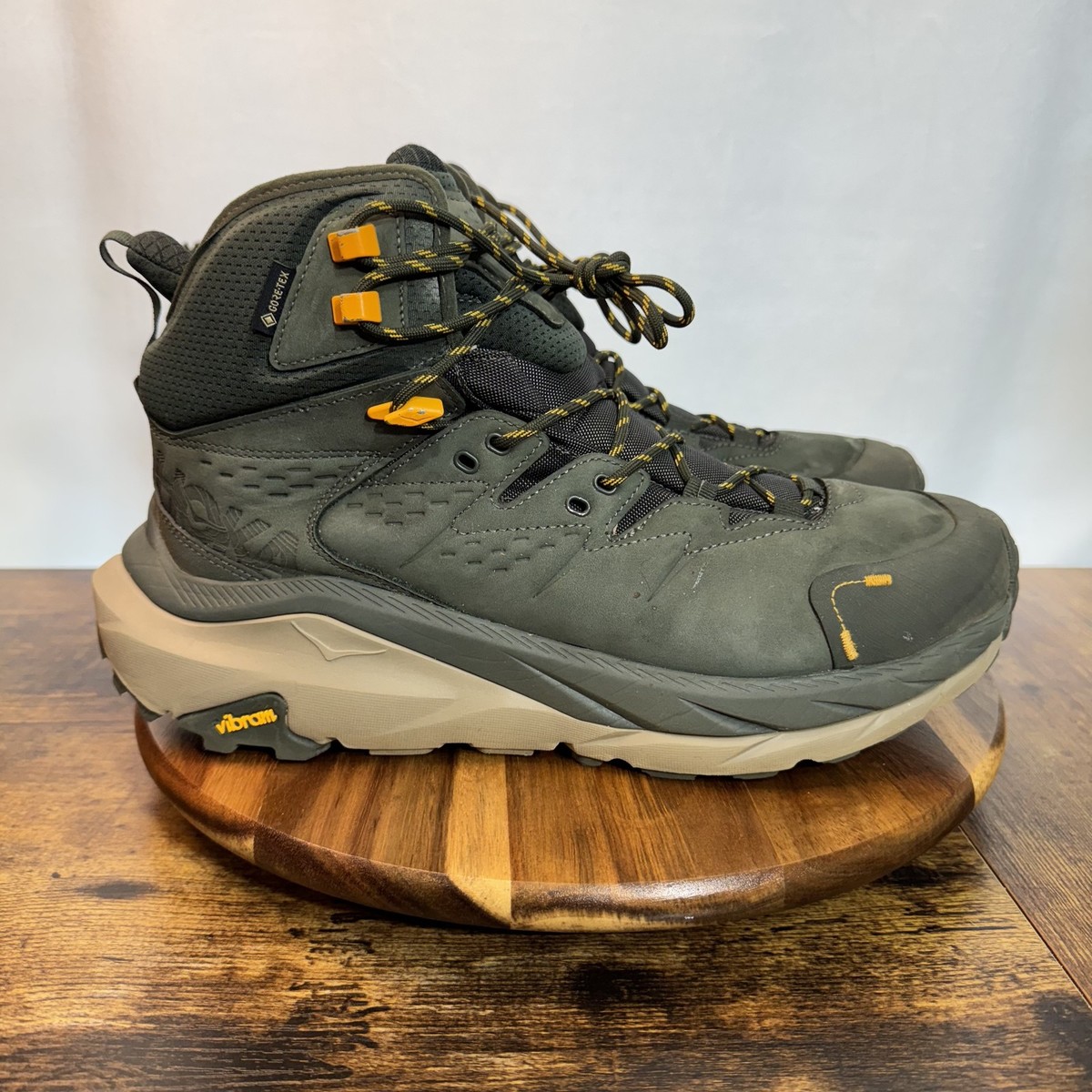 Hoka One One Kaha 2 GTX Shoes Mens Size 11D Gore-Tex Vibram 