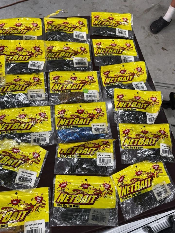 Lote de cebos de plástico blando Netbait tamaños y colores surtidos pesca de lubina Foto 4 de 4