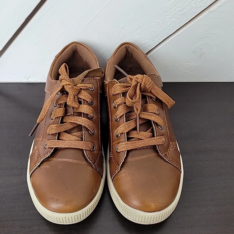 Олень олени олени Kids кроссовки мальчиков 13,5 Kane платье модные кроссовки в темно-коричневый - Изображение 2 из 4