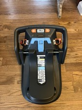 Uppababy Mesa V2 Infant Car Seat Base SMARTsecure System