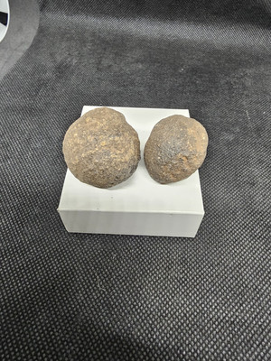  1 Paar ca.31-35mm Moqui Marble & Zertifikat, Utah USA 
