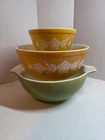 Mid Century Modern Vintage Pyrex Mixing Bowls Ovenware 403 407 443